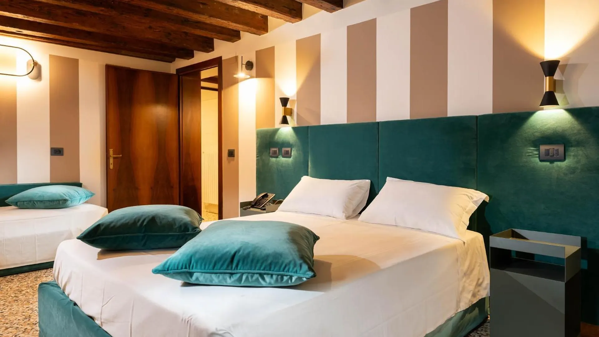 Ca' San Geremia Apartment Venice